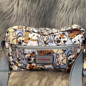 NWOT Gaenmesn Cat Print Crossbody Bag & Pouch Set